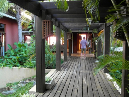 Bridge back to the dining room