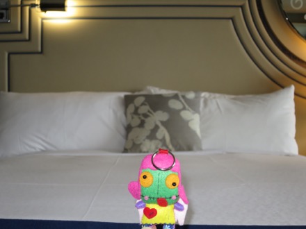 ZG wants the big bed