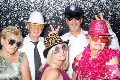 52 a63e374b2f7df76cfbba646e7656e7d7