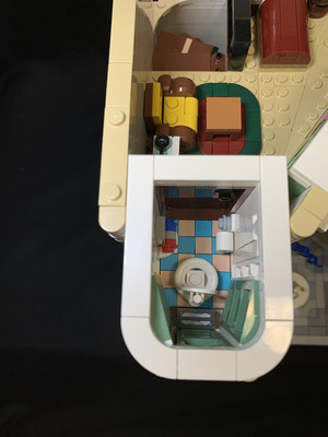 Half bath in the apartment